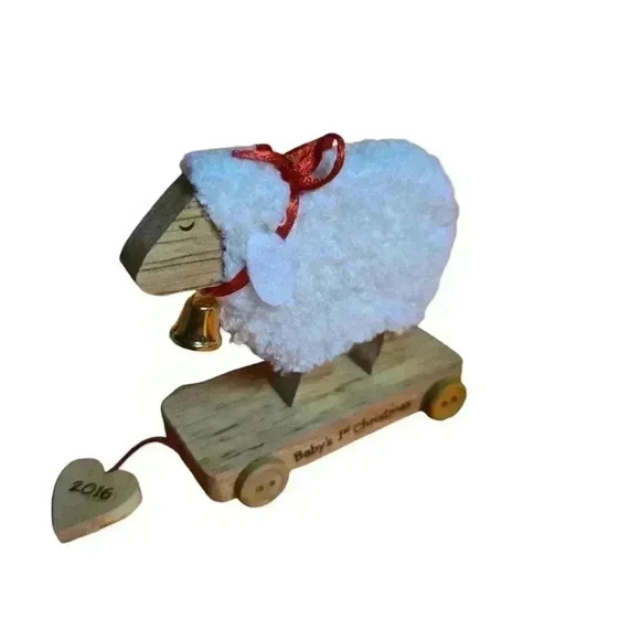 Hallmark Little Lamb 2016 - Picture 1 of 2